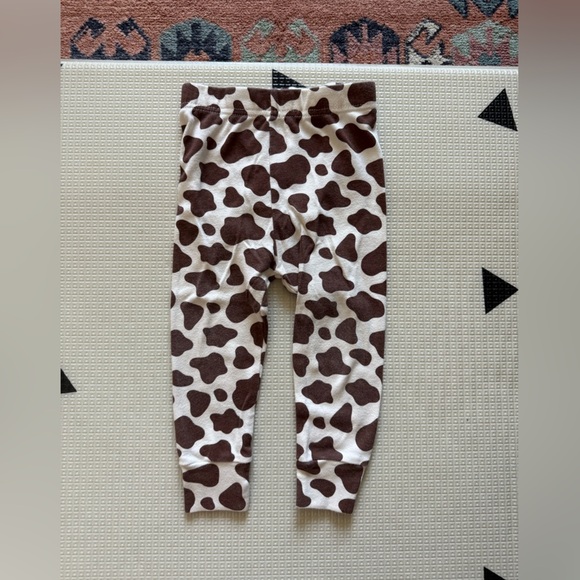Old Navy|Baby girl/Toddler Brown and White Cow Printed Leggings,size 18-24M•Boho - Picture 3 of 4